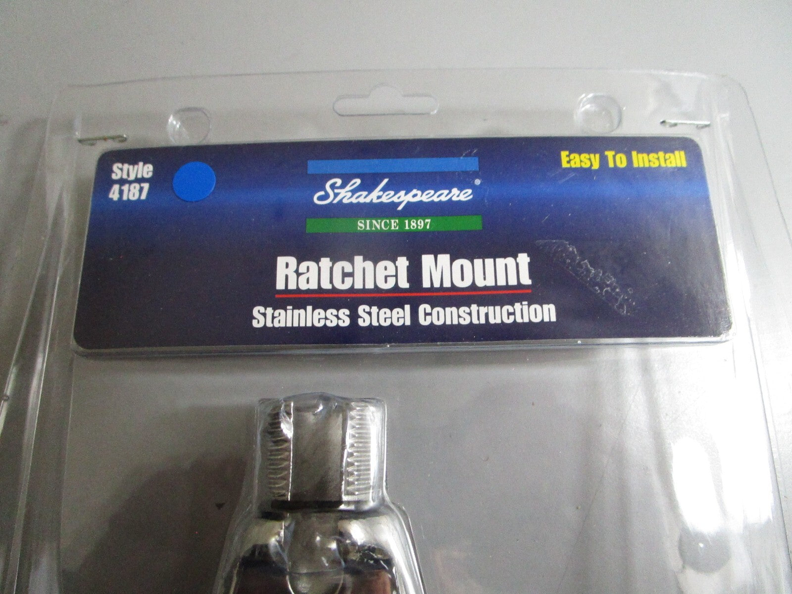 *NEW* 0810 Shakespeare Ratchet Mount 4187
