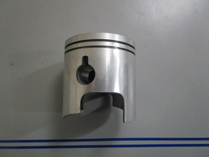 *NEW OEM* 0810 Suzuki Piston 12110-93302-025