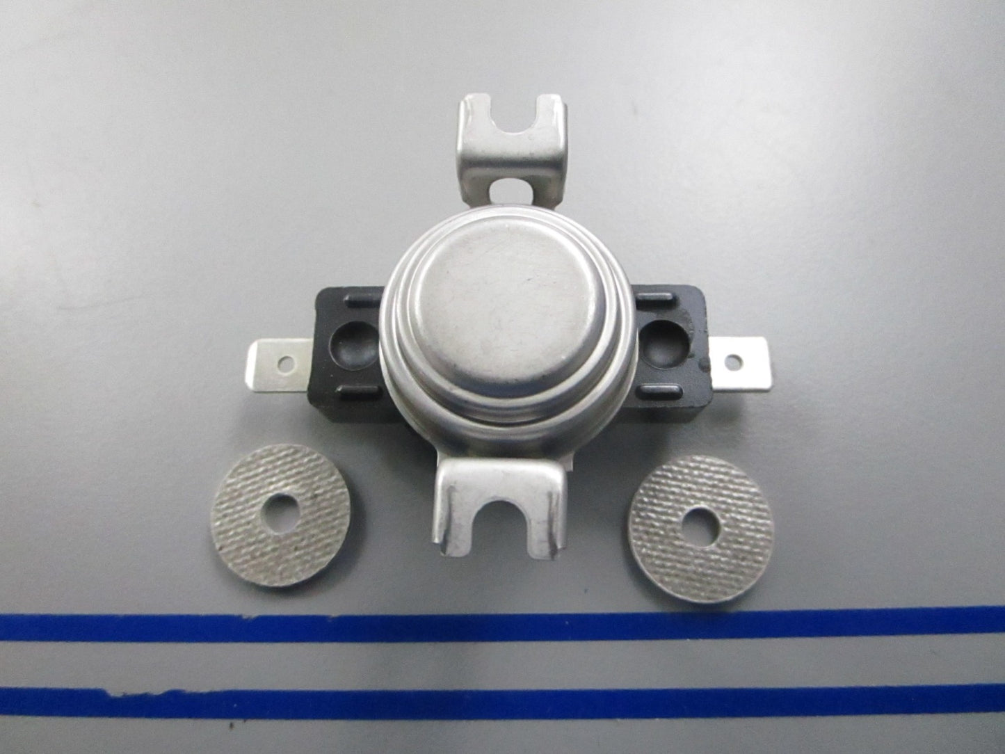 *NEW OEM* 0810 Wolf Thermostat Switch 811669