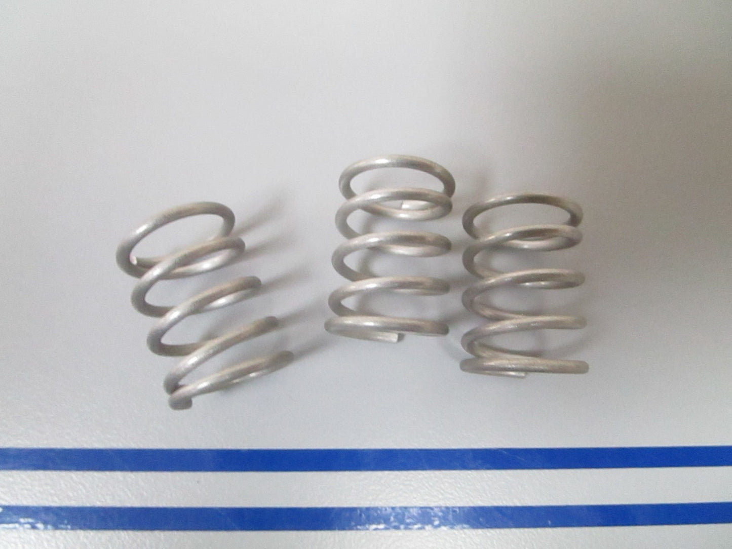 NEW OEM (LOT OF 3) 24-33517 Mercury Quicksilver Spring 0810