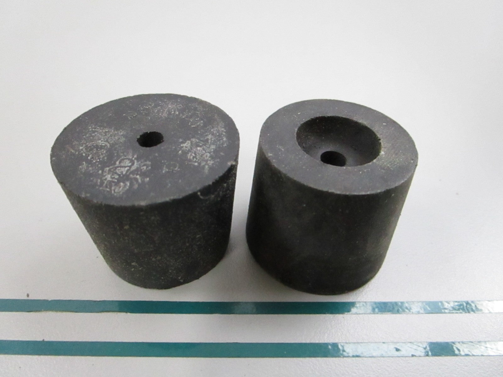 NEW OEM (LOT OF 2) 9G-4872 CAT Stopper 0810
