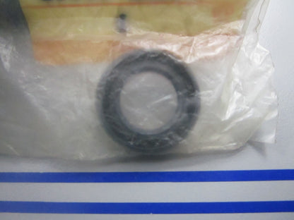 *NEW OEM* 0810 Suzuki Seal 09282-17002