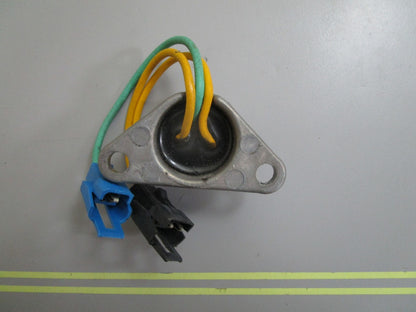 *NEW OEM* 0770 OMC Johnson Evinrude Housing and Lead 580656 0580656