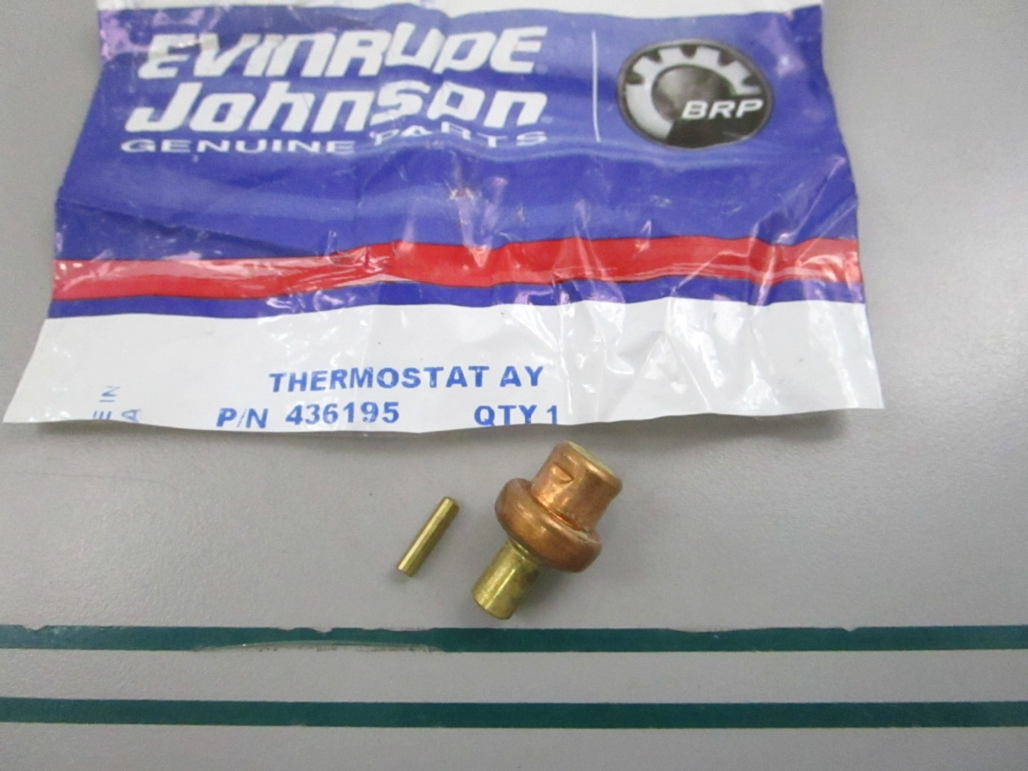 NEW OEM 436195 0436195 OMC Johnson Evinrude Thermostat 0810