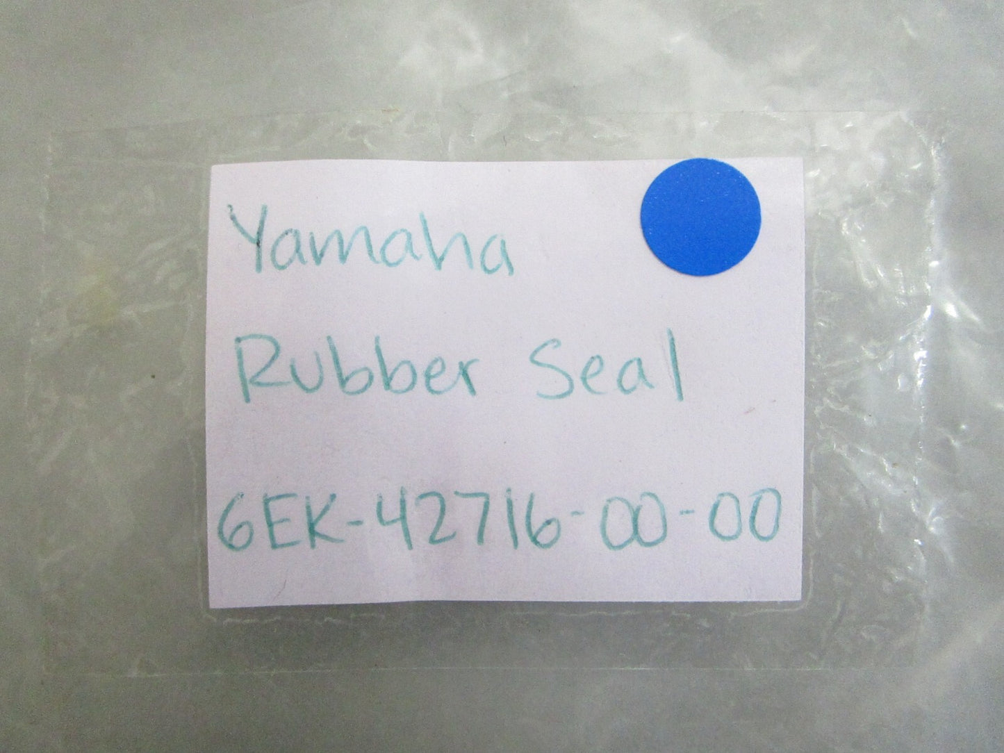 *NEW OEM* 0820 Yamaha Rubber Seal 6EK-42716-00-00