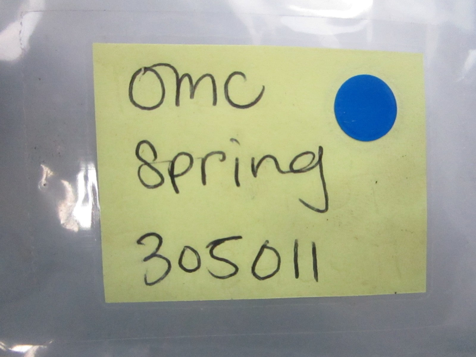 NEW OEM (LOT OF 2) 305011 0305011 OMC Johnson Evinrude Spring 0810