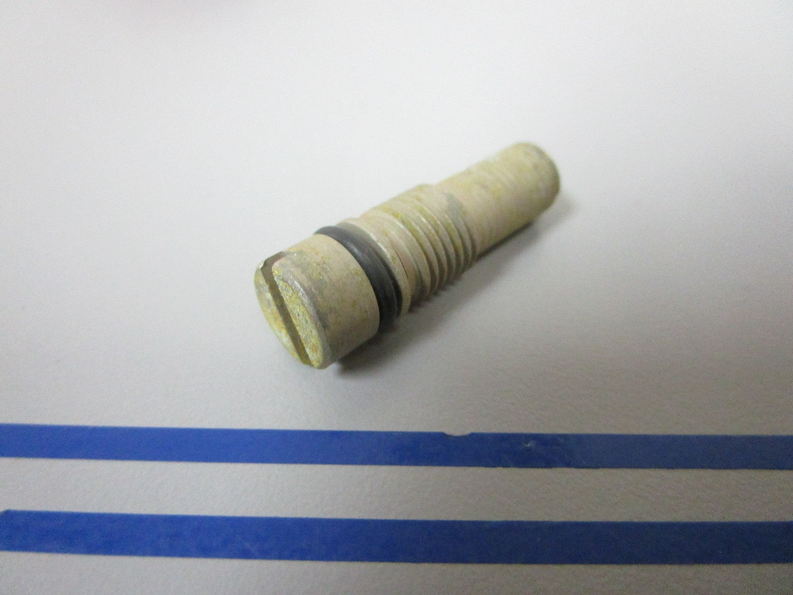 NEW OEM 172767 0172767 OMC Johnson Evinrude Trim Tilt Release Valve 0720