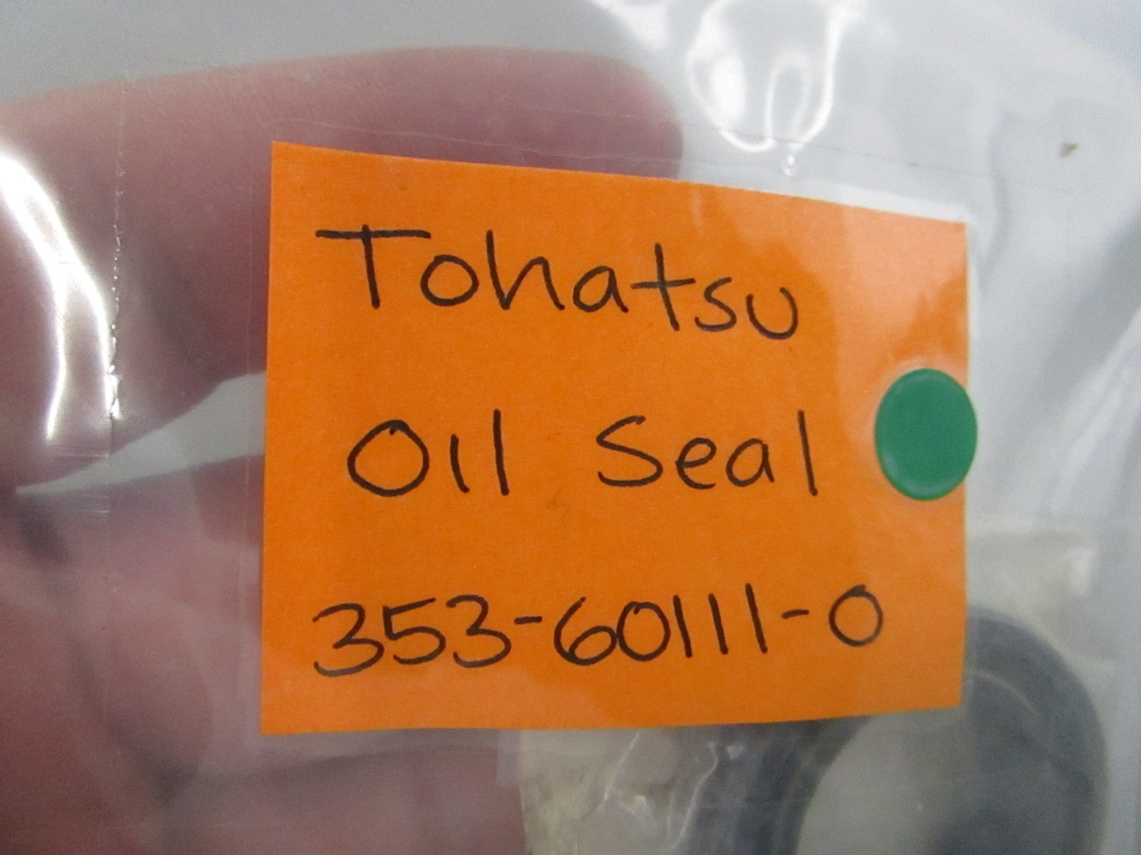 NEW OEM 353-60111-0 353601110 Tohatsu Oil Seal 0810
