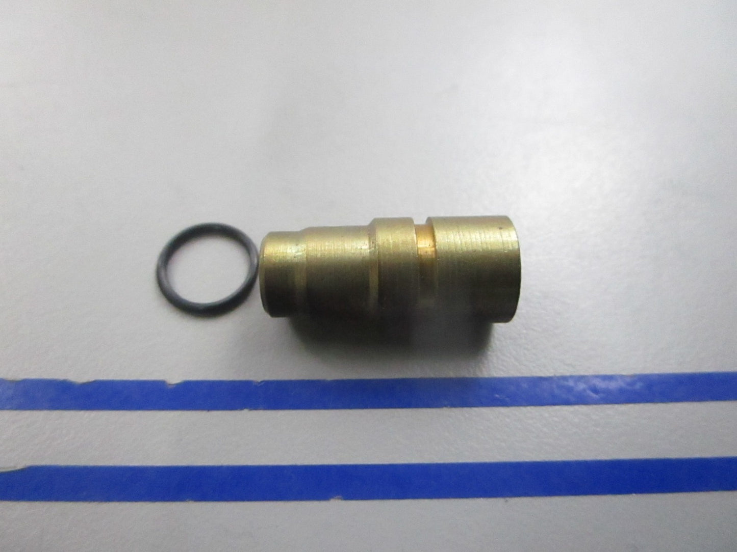 NEW OEM 391155 0391155 OMC Johnson Evinrude Seal & O-Ring Assembly 0810