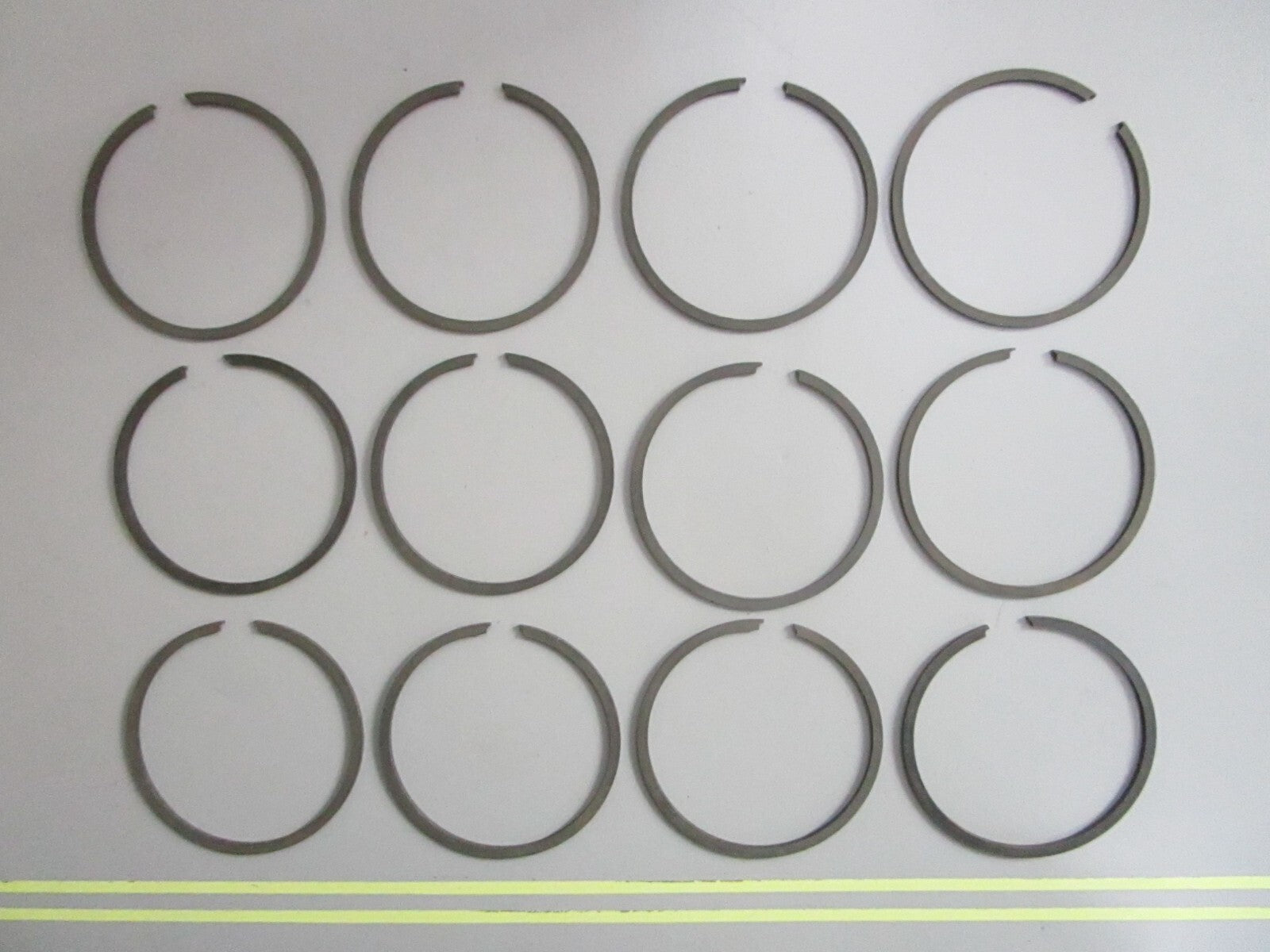 *NEW OEM* 0820 Mercury Quicksilver 12 Piston Ring Set 39-21680