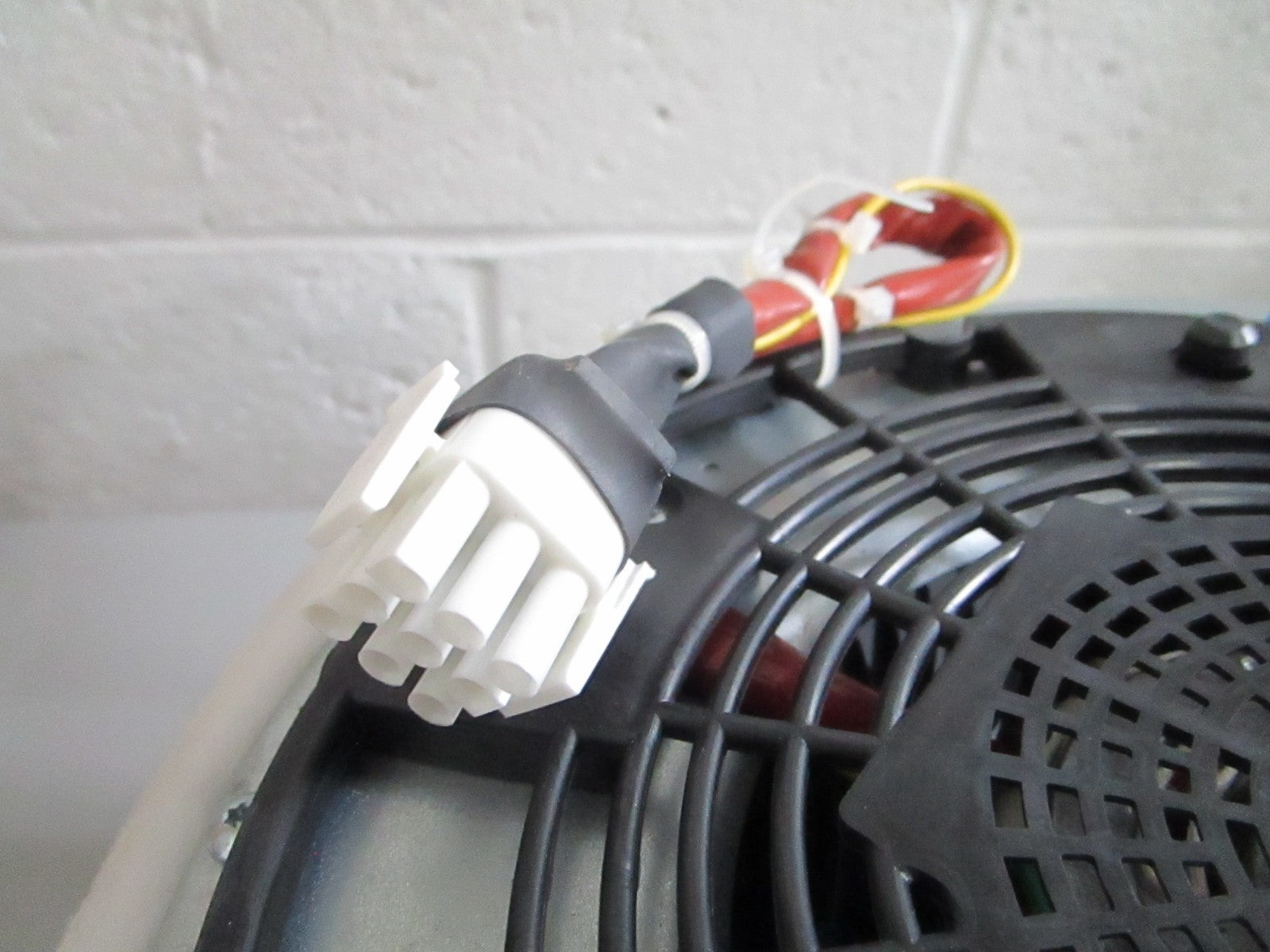 NEW OEM W10738514 Whirlpool Fan Motor 0820