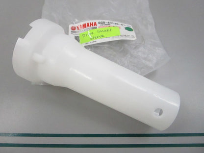 NEW OEM 6G5-45536-01-00 Yamaha Drive Shaft Sleeve 0810
