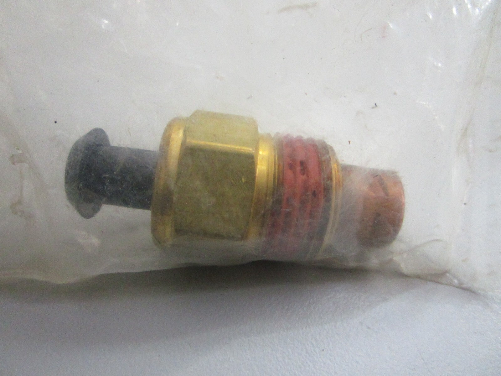 *NEW OEM* 0820 OMC Johnson Evinrude Water Temperature Switch 986887 0986887