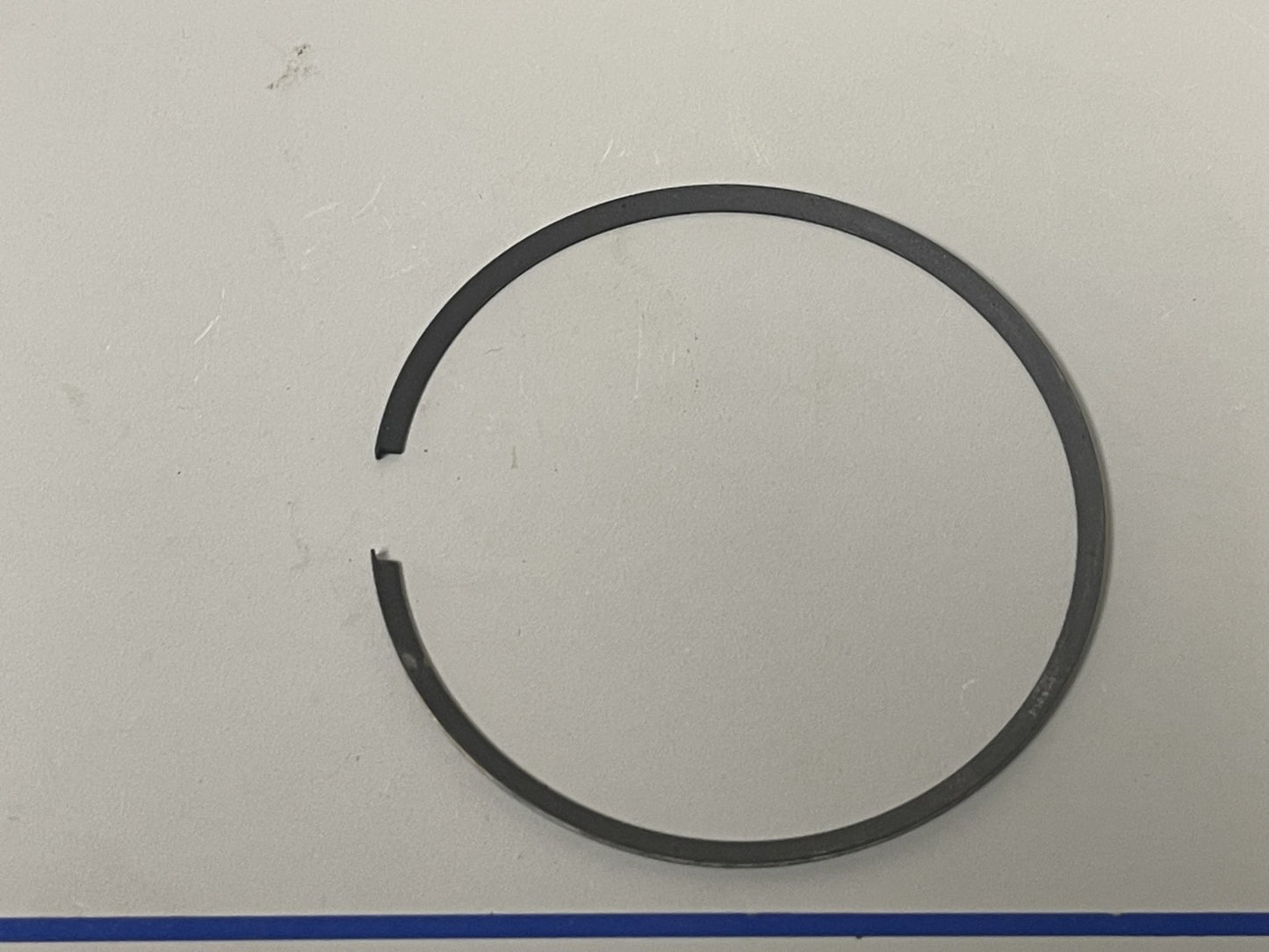 *NEW OEM* 0670 OMC Johnson Evinrude 2 Ring Set 390510 0390510