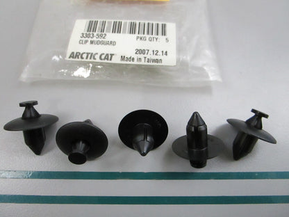 NEW OEM (LOT OF 5) 3303-592 Arctic Cat Clip Mudguard 0810