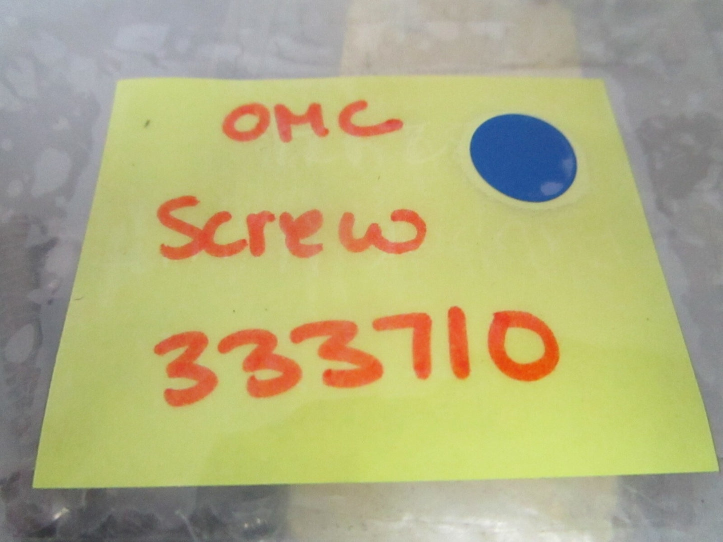 *NEW OEM* (LOT OF 2) 0810 OMC Johnson Evinrude Screw 333710 0333710