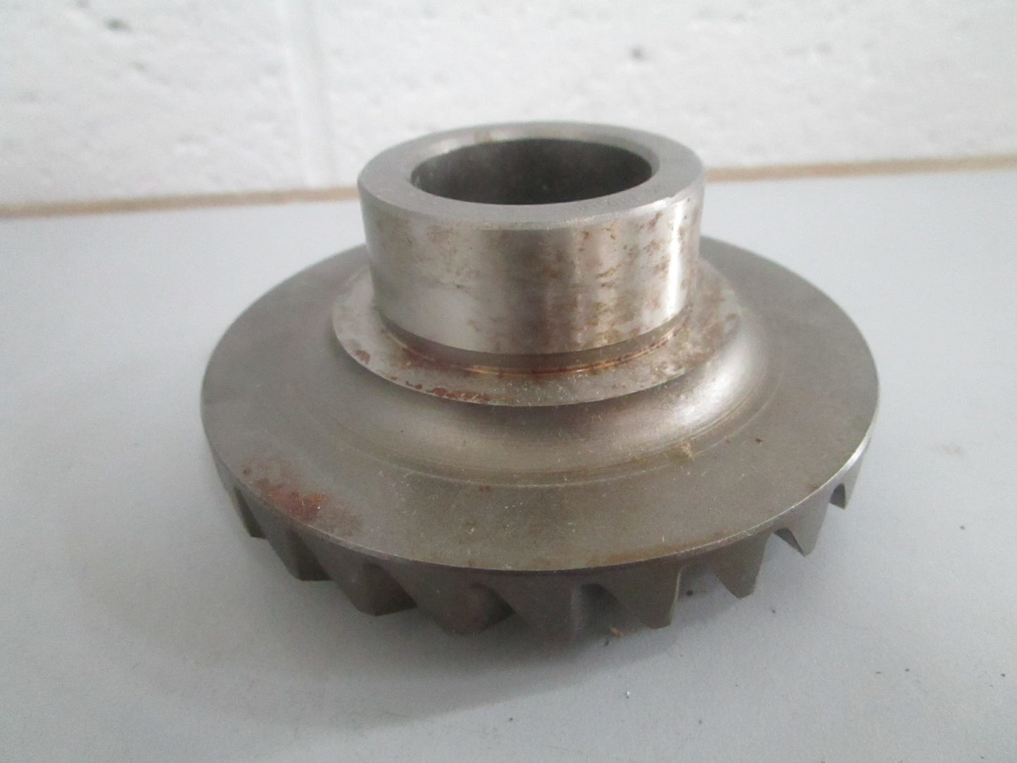 NEW OEM 43-78908 Mercury Quicksilver 28T Gear 0820