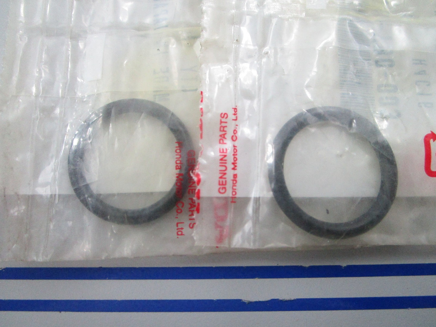 NEW OEM (LOT OF 2) Honda 78118-YB0-003 O-Ring 0810