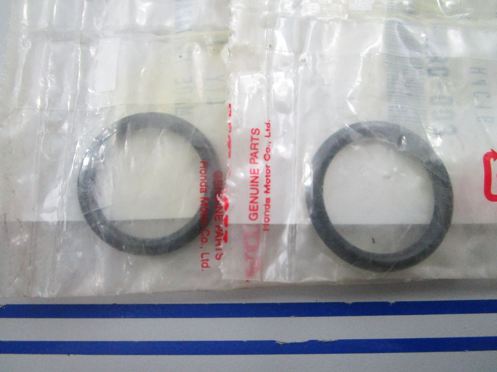 NEW OEM (LOT OF 2) Honda 78118-YB0-003 O-Ring 0810