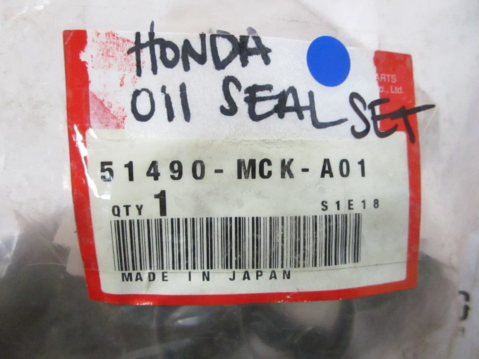 *NEW OEM* 0810 Honda Oil Seal Set 51490-MCK-A01