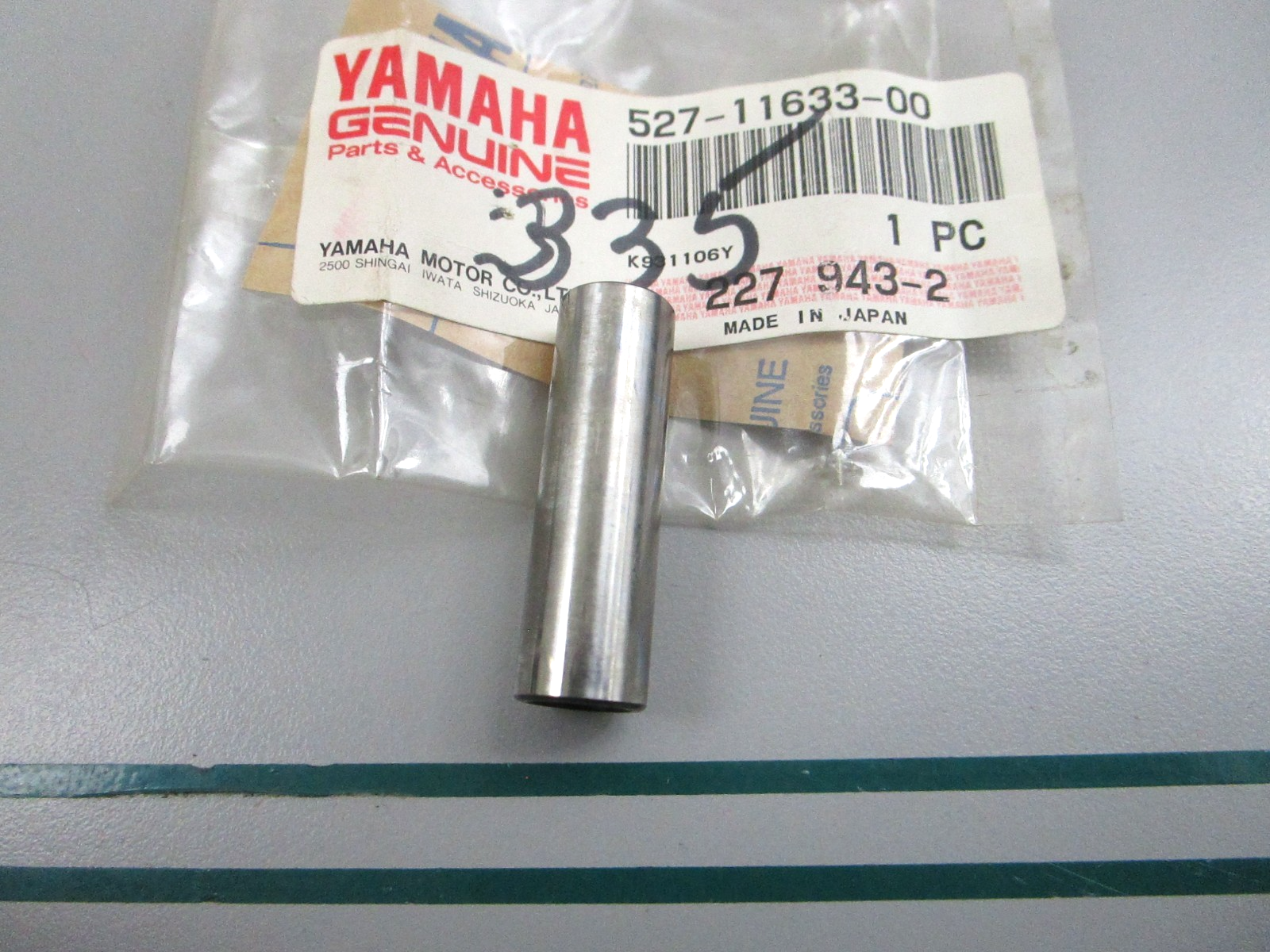 NEW OEM 527-11633-00 Yamaha Piston Pin 0810