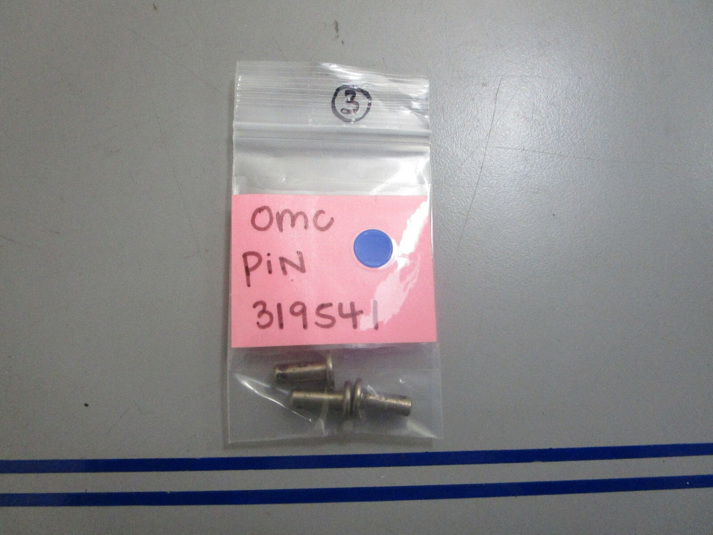 *NEW OEM* 0810 OMC Johnson Evinrude Pin 319541 0319541