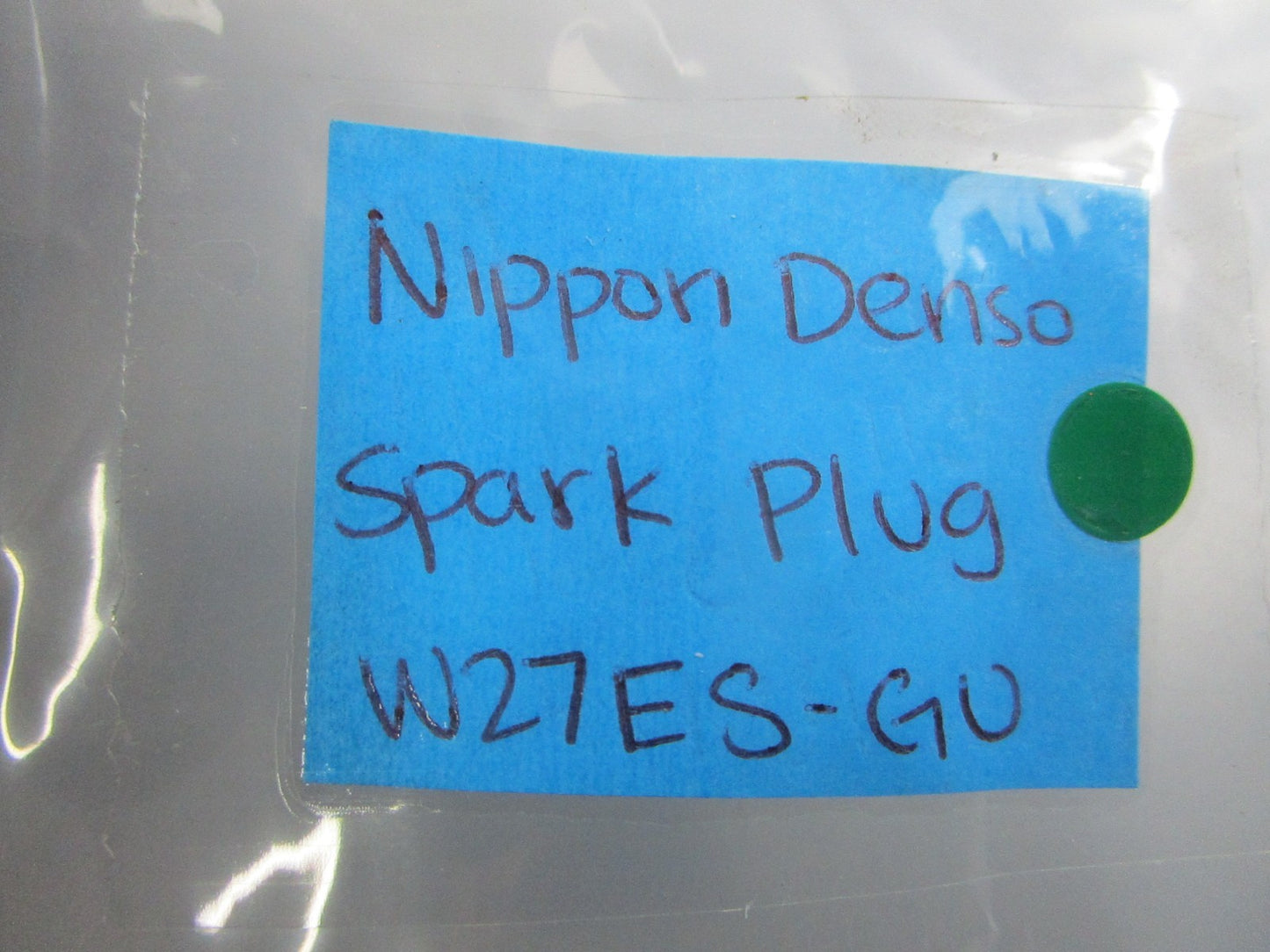 NEW OEM W27ES-GU Nippon Denso Spark Plug 0810