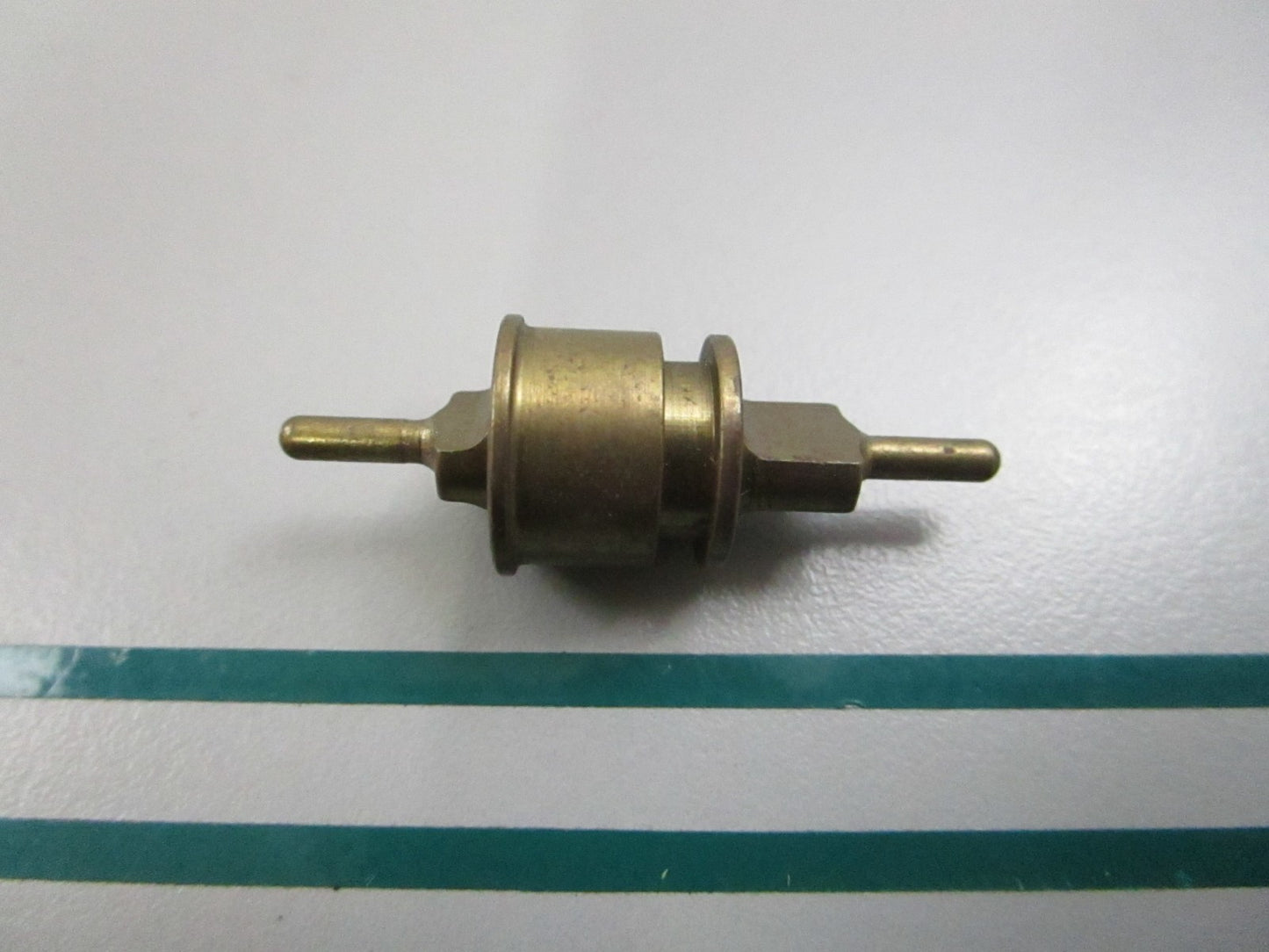 NEW OEM 323848 0323848 OMC Johnson Evinrude Pump Control Piston 0810