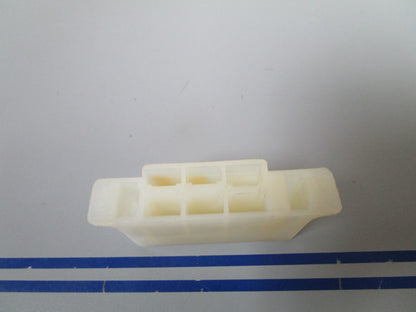 *NEW OEM* 0810 Volvo Penta Housing 941104