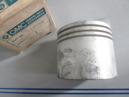 NEW OEM 380569 0380569 OMC Johnson Evinrude Piston 0820
