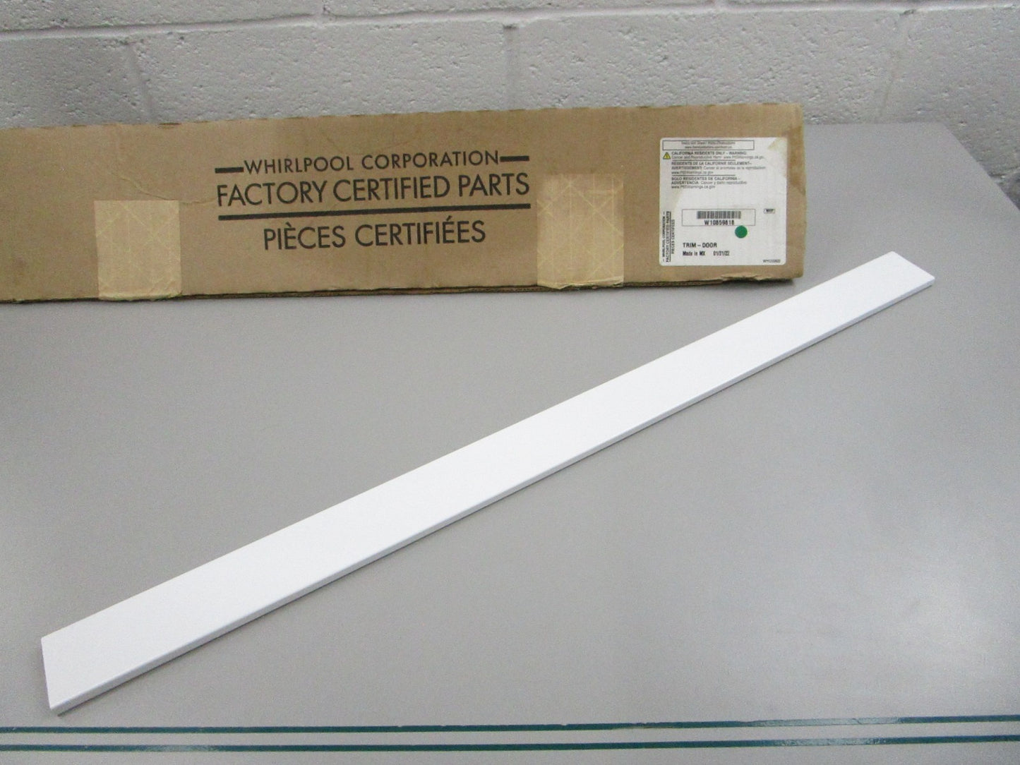 NEW OEM W10859818 Whirlpool Door Trim 0810