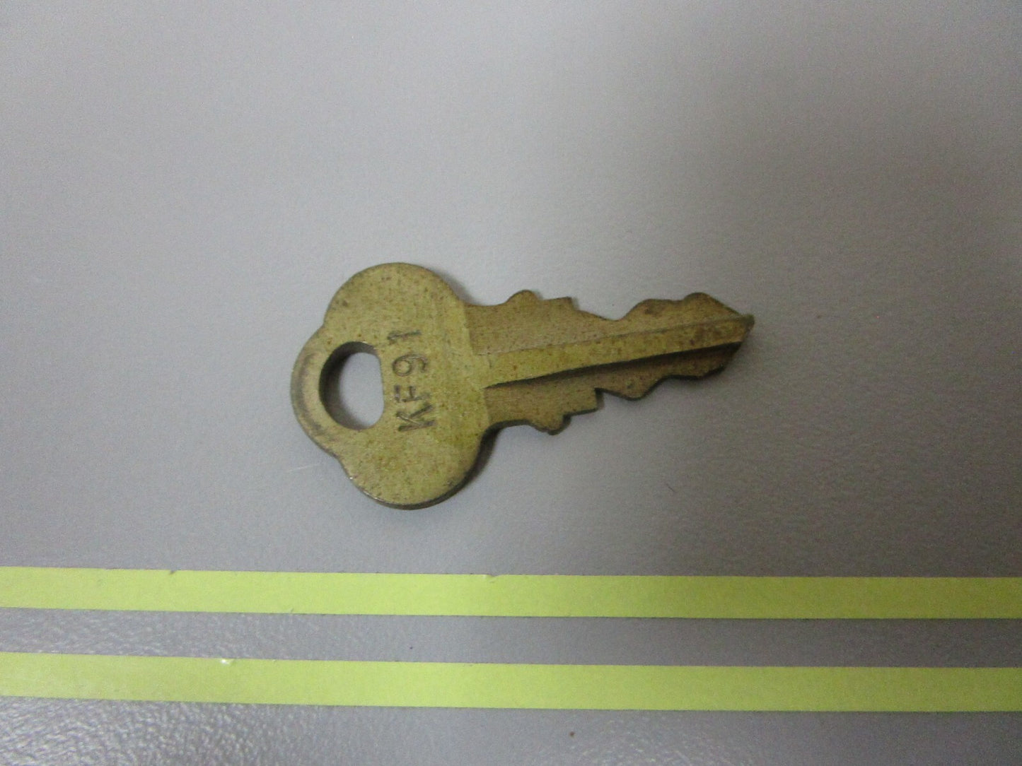 *NEW OEM* 0810 OMC Johnson Evinrude Ignition Key KF91 501606 0501606