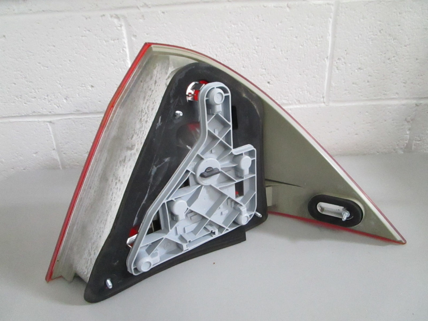 NEW OEM 2038200964 Mercedes-Benz ULO Left Tail Light 0820