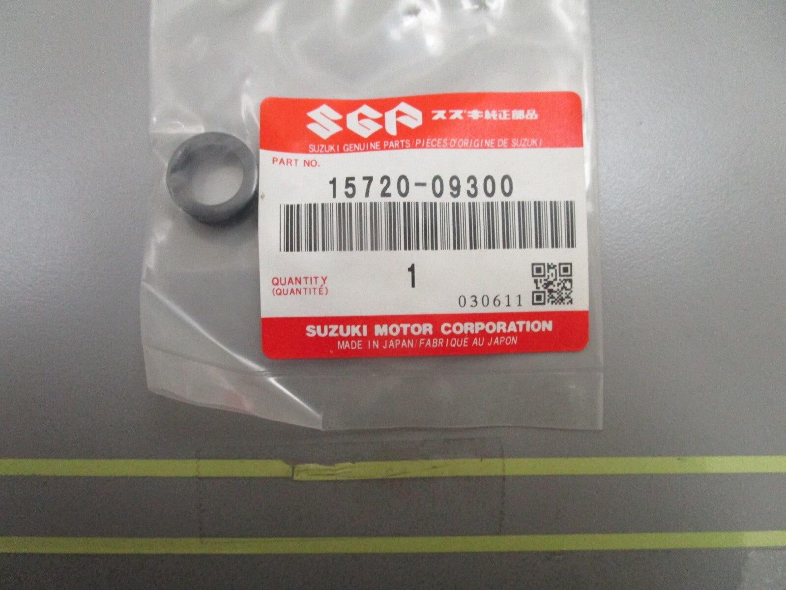 *NEW OEM* 0810 Suzuki Injector Grommet 15720-09300