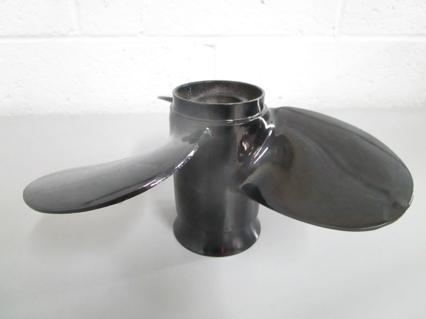 NEW 112004 Michigan 9.75×6.5 Propeller Rep: 58110-ZV4-DT15 Honda 0820