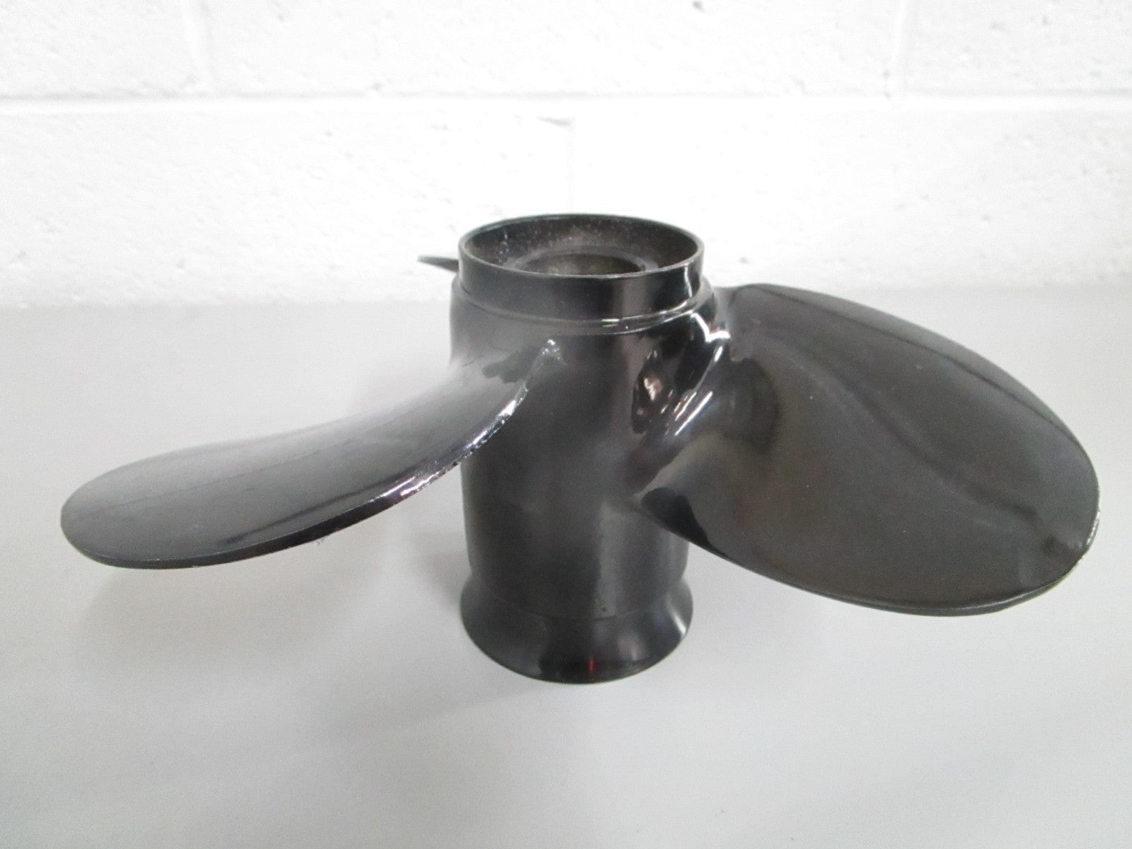 NEW 112004 Michigan 9.75×6.5 Propeller Rep: 58110-ZV4-DT15 Honda 0820