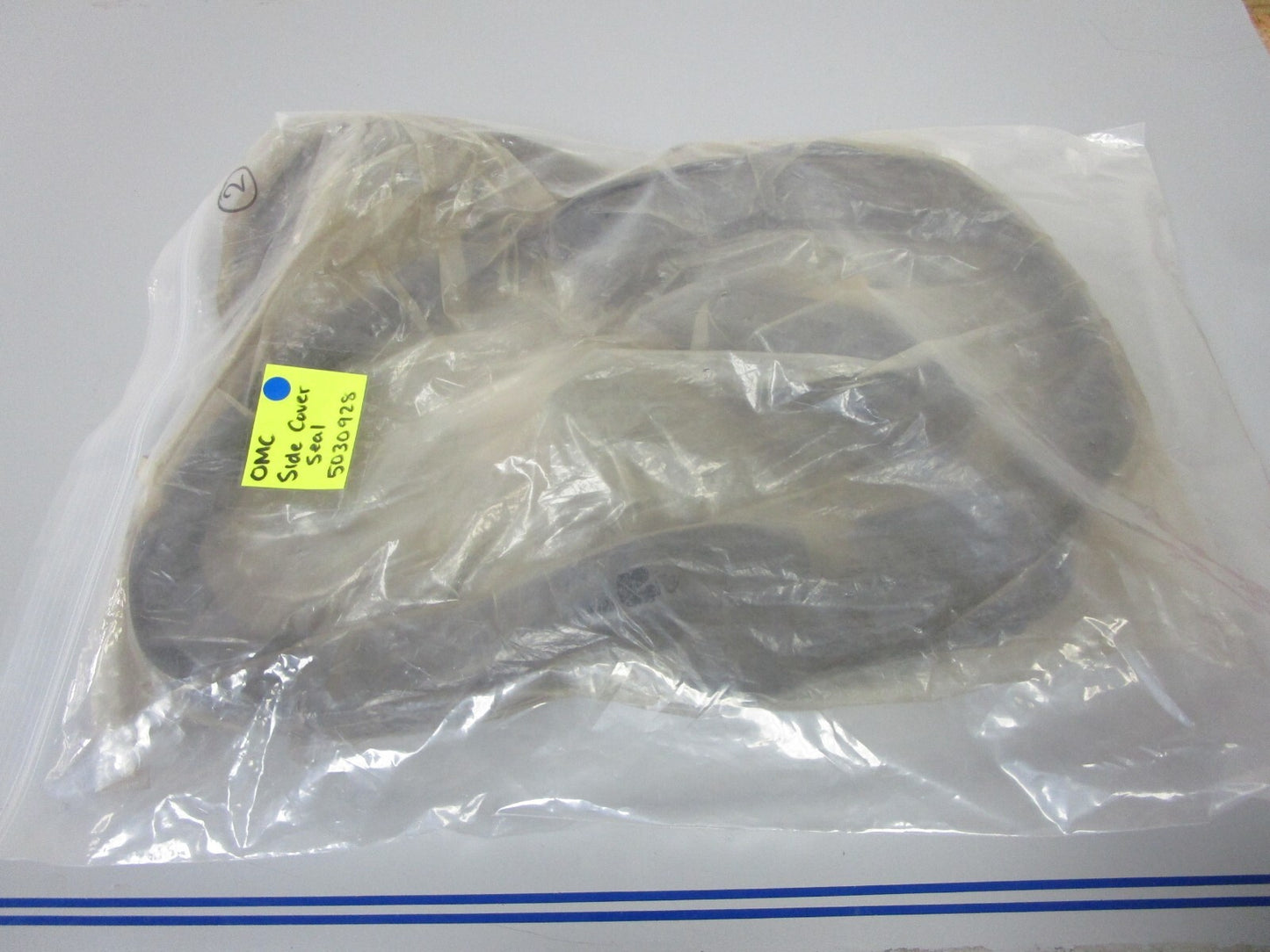 *NEW OEM* 0810 OMC Johnson Evinrude Side Cover Seal 5030928