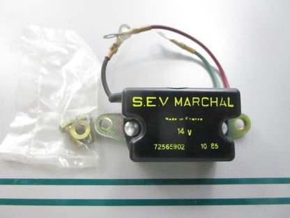 NEW OEM 841688 Volvo Penta Regulator 0810