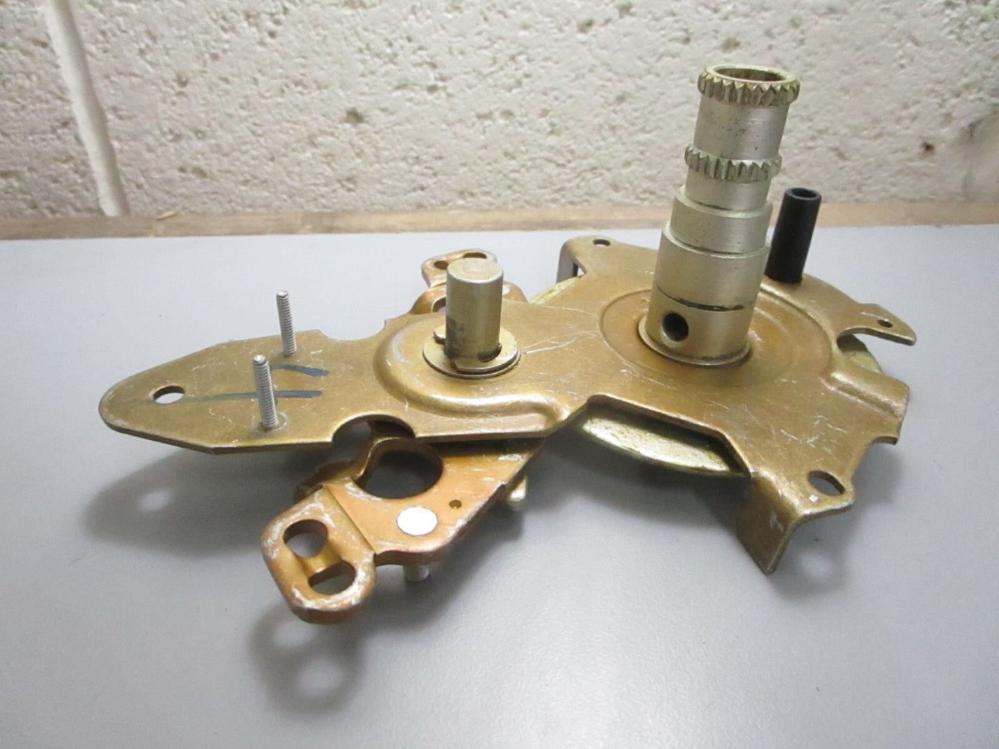 *NEW OEM* 0820 Mercury Quicksilver Plate Ay 92474A8