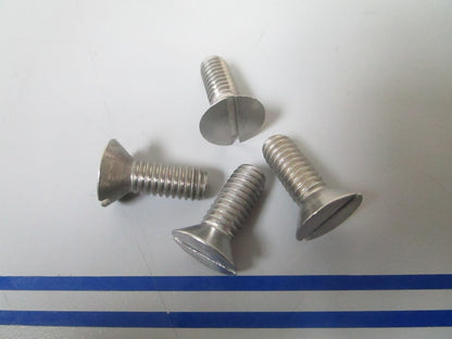 *NEW OEM* (LOT OF 4) 0810 OMC Johnson Evinrude Screw 908357 0908357
