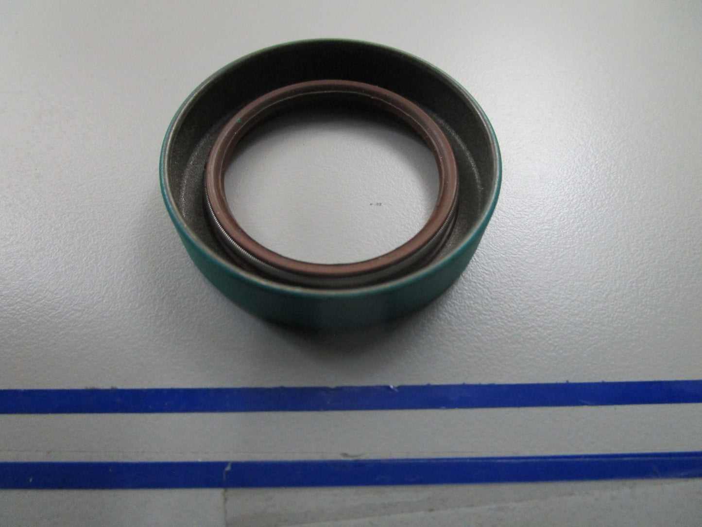 *NEW OEM* 0810 OMC Johnson Evinrude Seal 337236 0337236