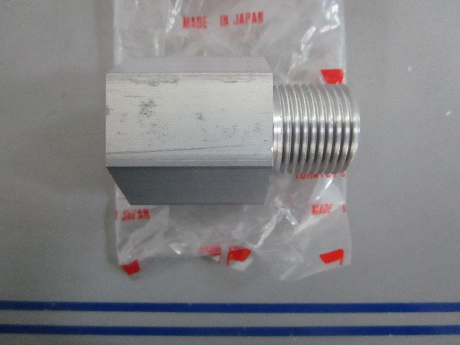 NEW OEM 353-84904-0 Tohatsu Spacer 0820
