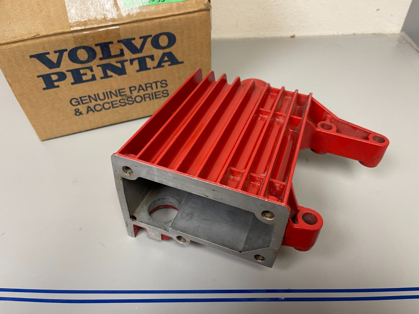 *NEW OEM* 0720 Volvo Penta Heat Exchanger Housing 3856035
