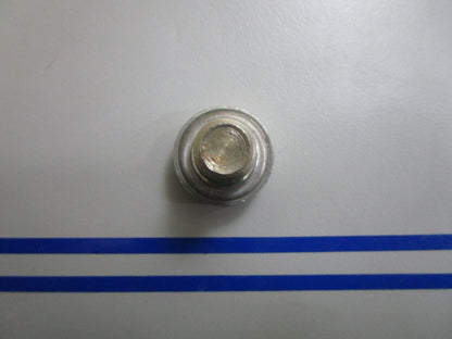 *NEW OEM* 0770 OMC Johnson Evinrude Water Passage Plug 912349 0912349