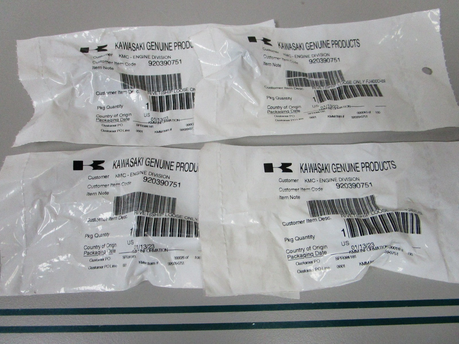NEW OEM (LOT OF 4) 920390751 Kawasaki Rivet Guard 0810