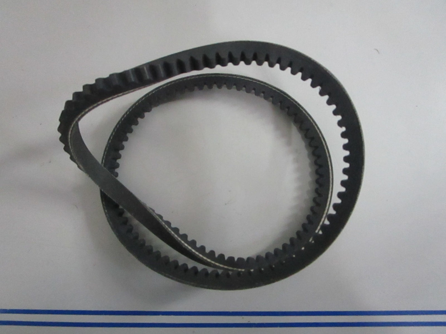 NEW OEM 966903 Volvo Penta V-Belt 0820