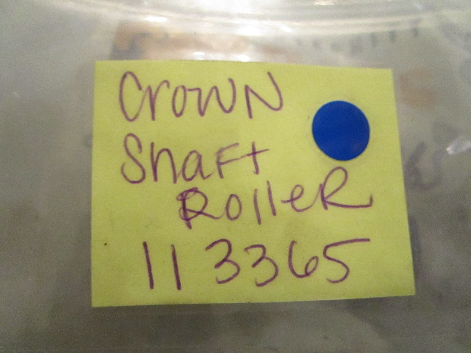 NEW OEM 113365 Crown Shaft Roller 0720