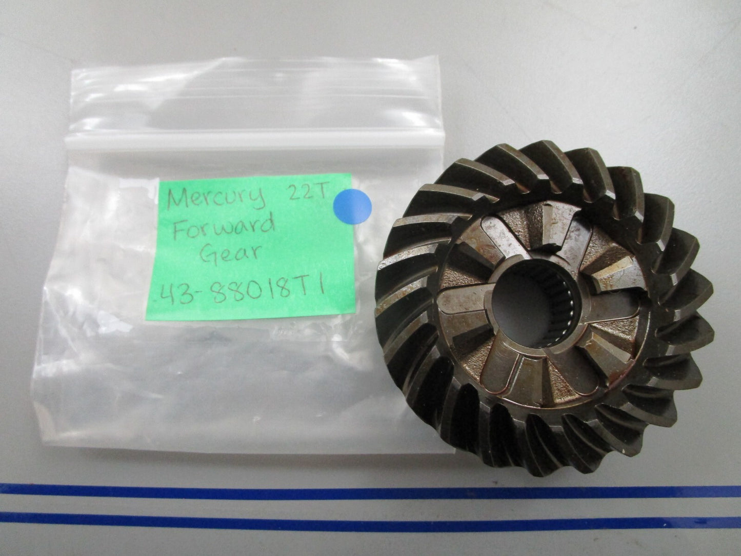*NEW OEM* 0810 Mercury Quicksilver 22T Forward Gear 43-88018T1