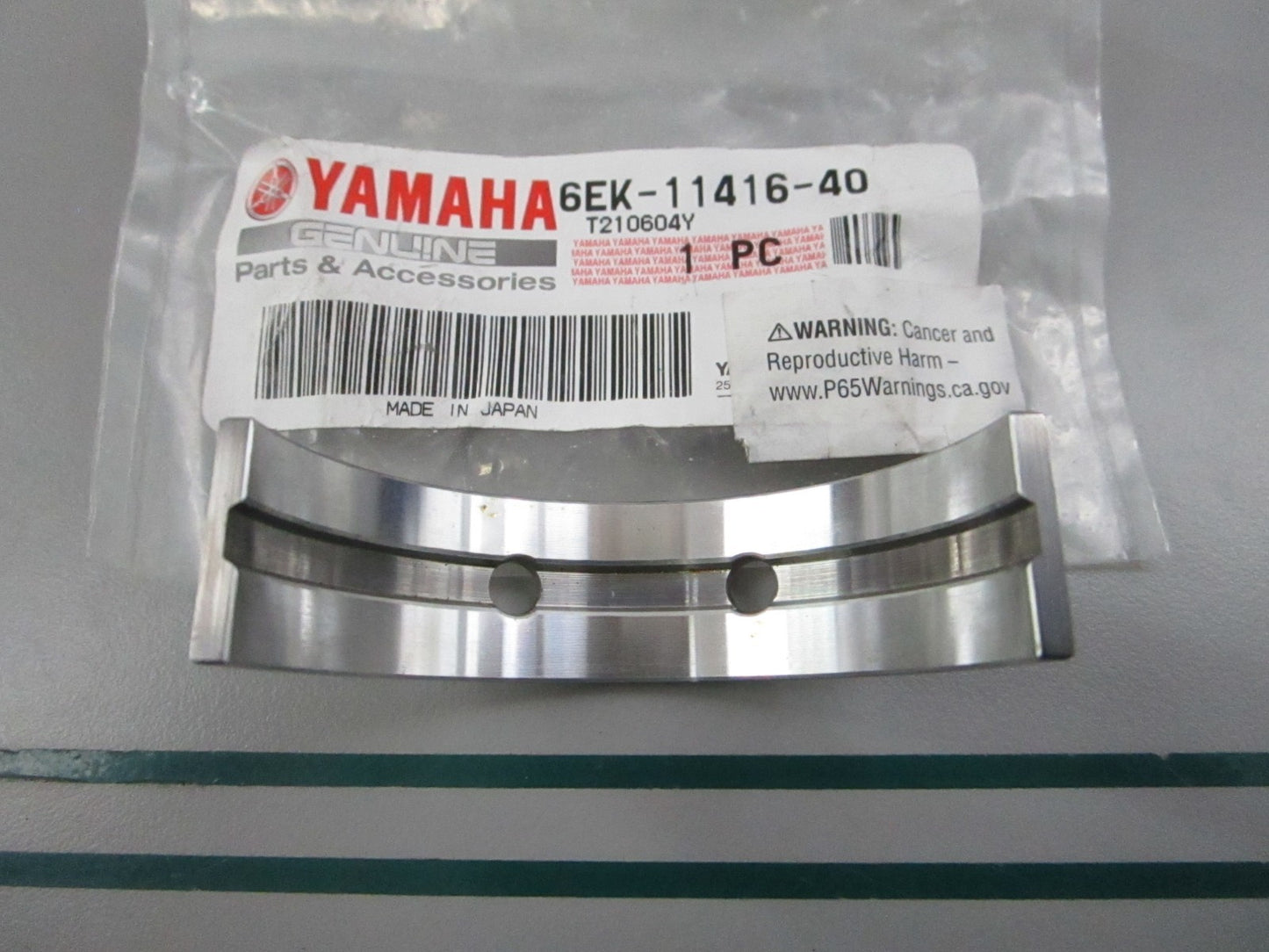 NEW OEM 6Ek-11416-40-00 Yamaha Crankshaft Plane Bearing 1 0810