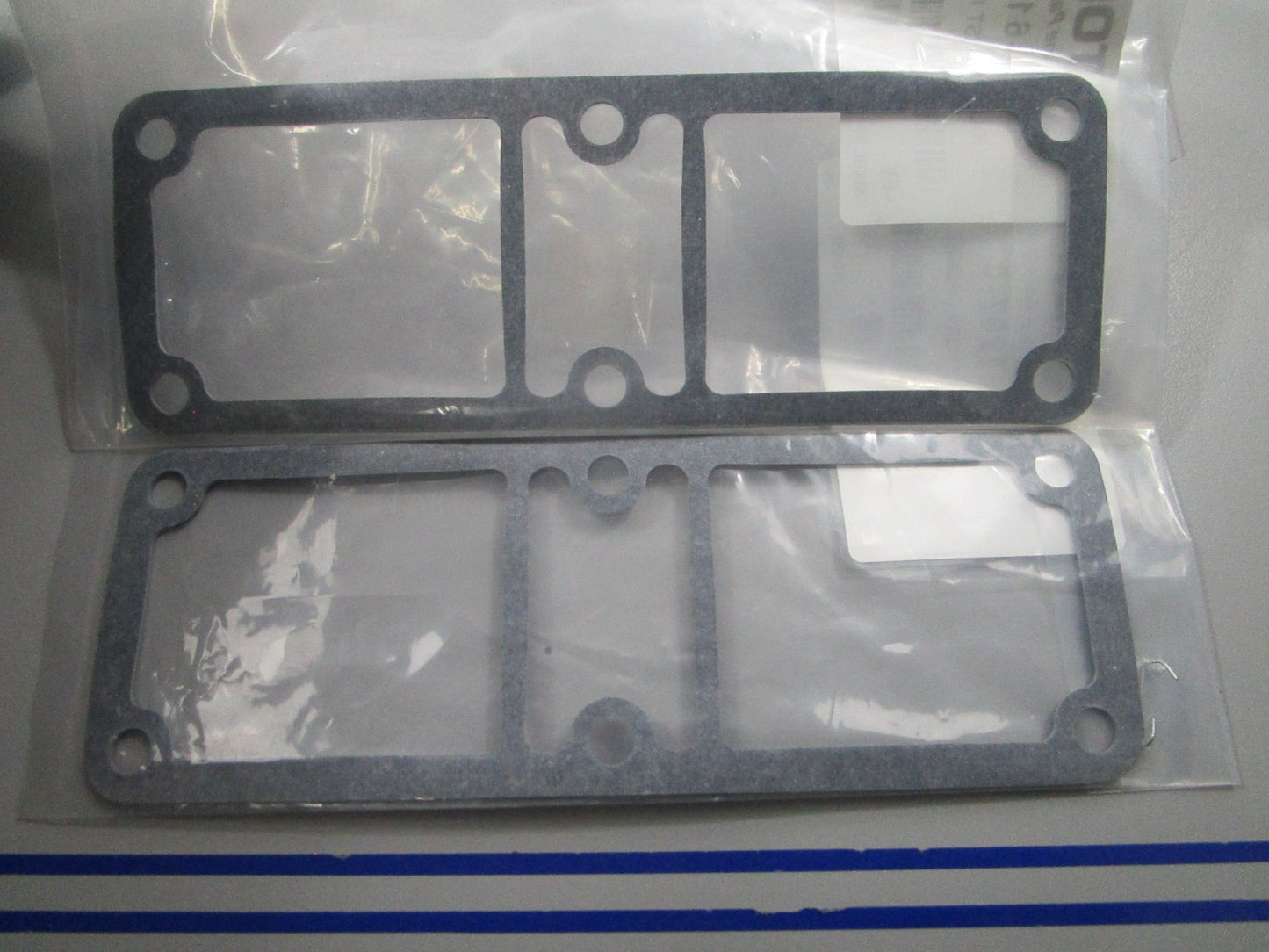 *NEW OEM* (LOT OF 2) 0810 Tohatsu Idle Exhaust Port Gasket 3R0-61207-0 3R0612070